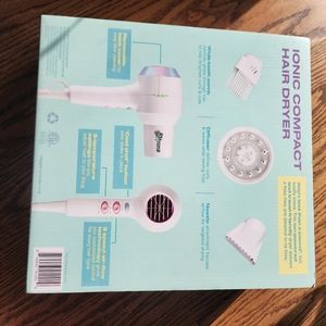 Brand new blowdryer